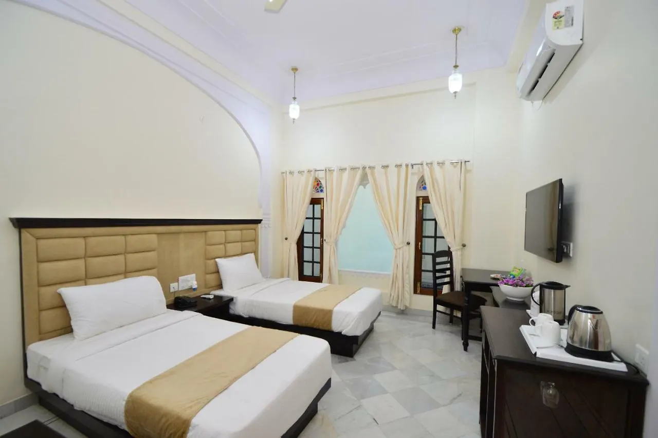 Aaram Baagh Resort & Spa Agra- By Pachar Group Agra  Hotell