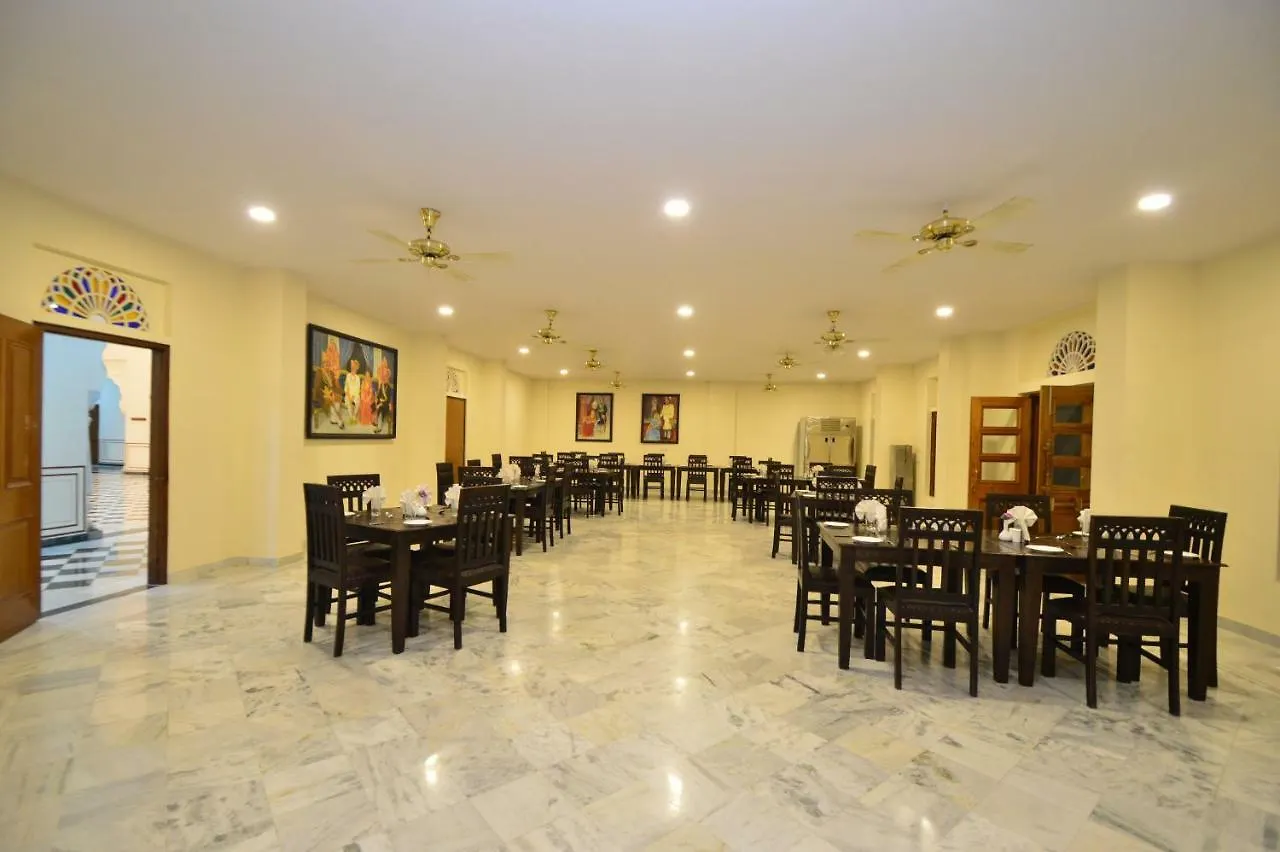Hotell Aaram Baagh Resort & Spa Agra- By Pachar Group Agra