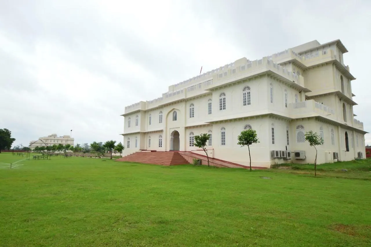 Aaram Baagh Resort & Spa Agra- By Pachar Group Agra  Hotell Agra (Uttar Pradesh)