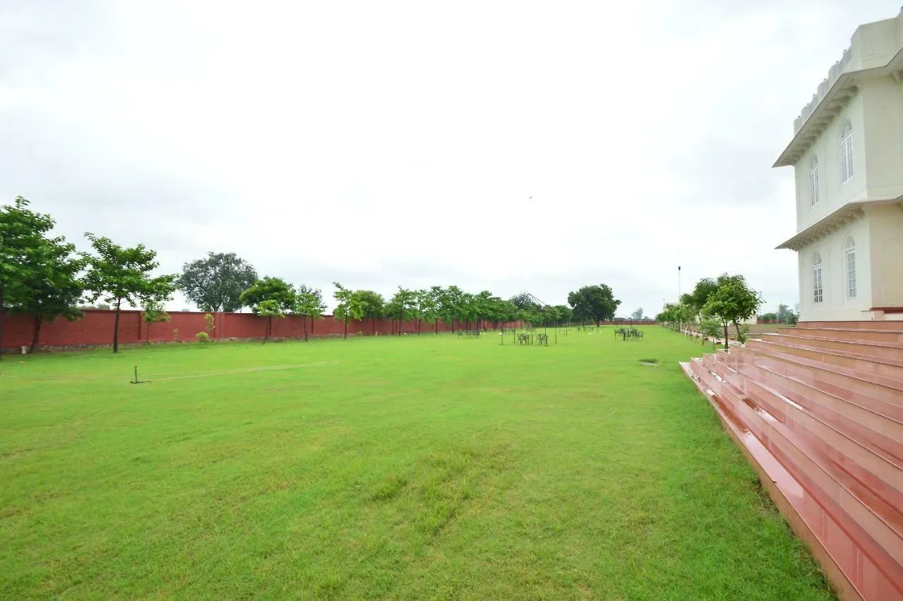 **** Hotell Aaram Baagh Resort & Spa Agra- By Pachar Group Agra  Indien
