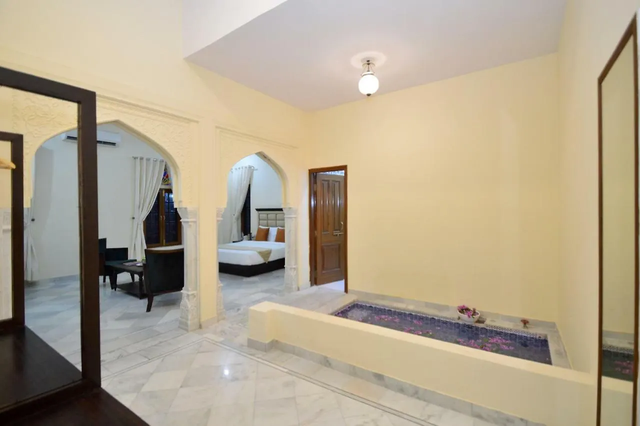 **** Отель Aaram Baagh Resort & Spa Agra- By Pachar Group Агра Индия